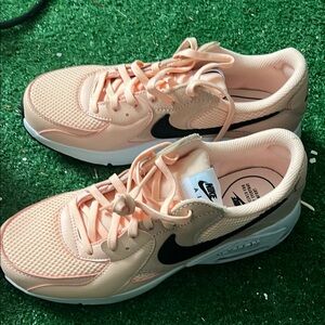 Nike Peach and Black Sneakers